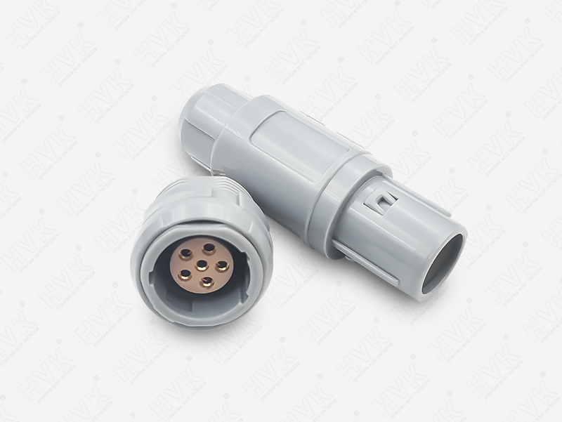 航空插頭在汽車發(fā)動機(jī)控制系統(tǒng)中起何作用？